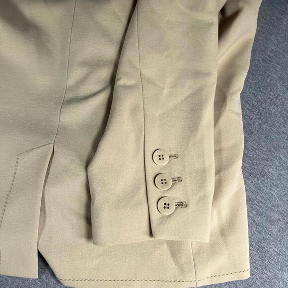 Apostrophe Two Piece Women's Beige Blazer Size 12 & Woman’s Skirt size 10 - Picture 7 of 9